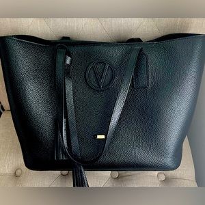 Valentino by Mario Valentino Soho Pebbled Leather Tote Bag. Brand New with tags